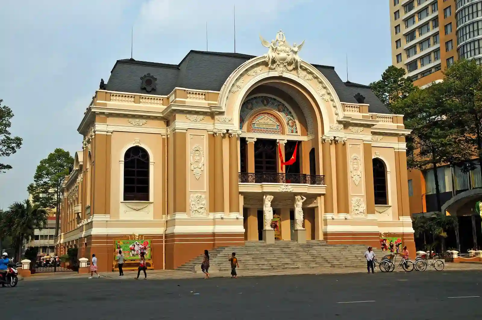 Opera House_Vietnam_Serva Travel